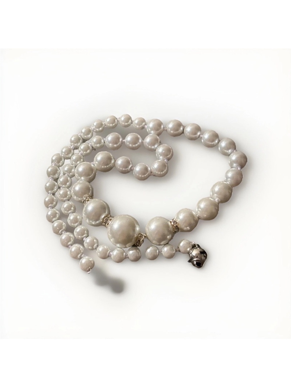 Lustrous Ivory Shell Pearl Bead Necklace